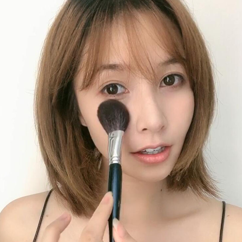 メイクブラシ チーク 艶やか仕上げチークブラシ