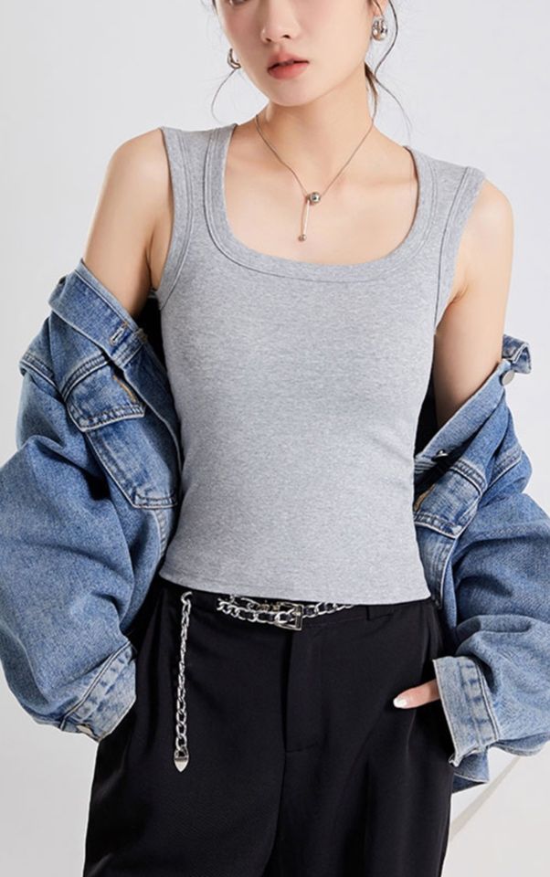ブラトップ すっきり着こなせる一体型ブラトップ
