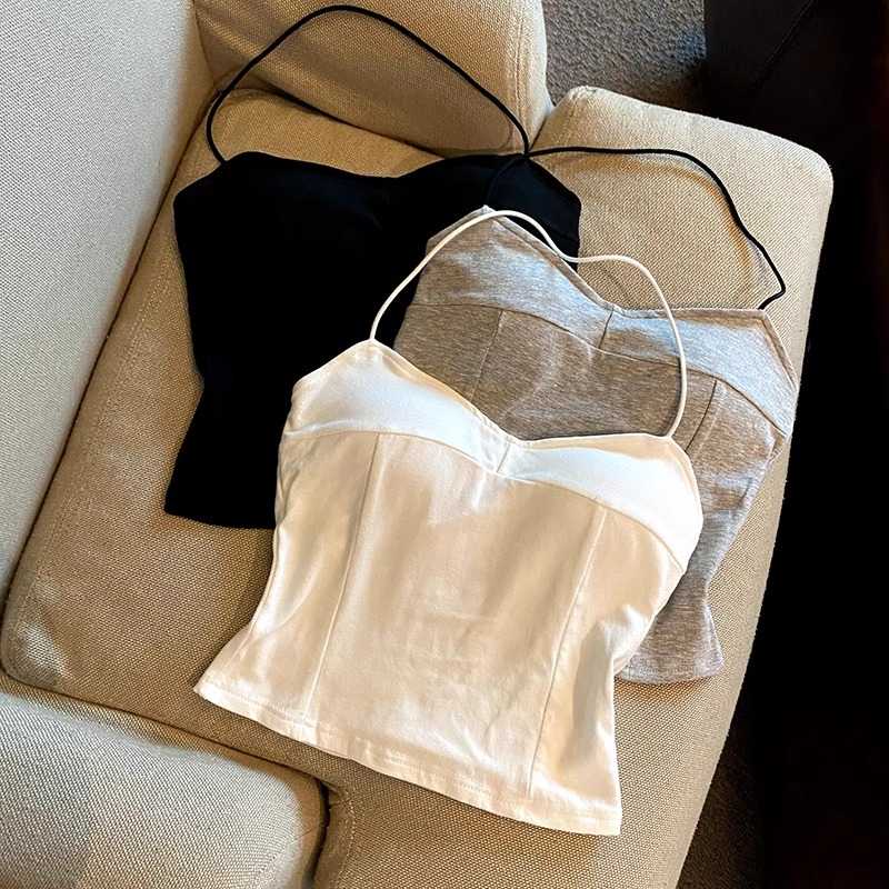 上品シルエット 肩紐ブラトップ