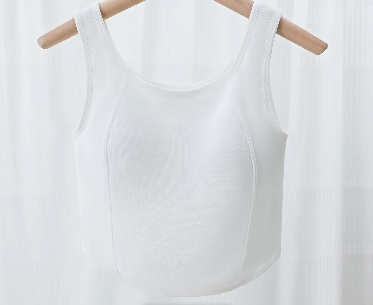 クロップド丈ブラトップタンクトップ ノンワイヤー下着