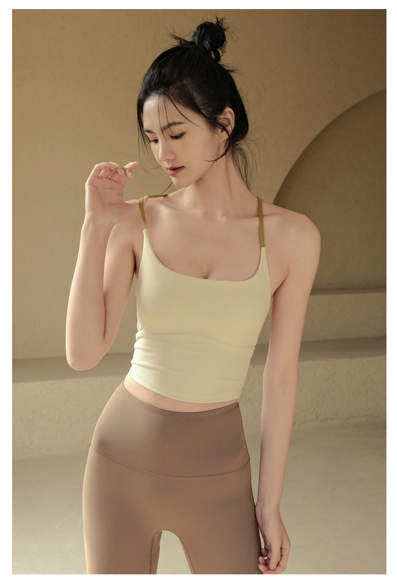 ブラトップ しなやか美胸キャミソール