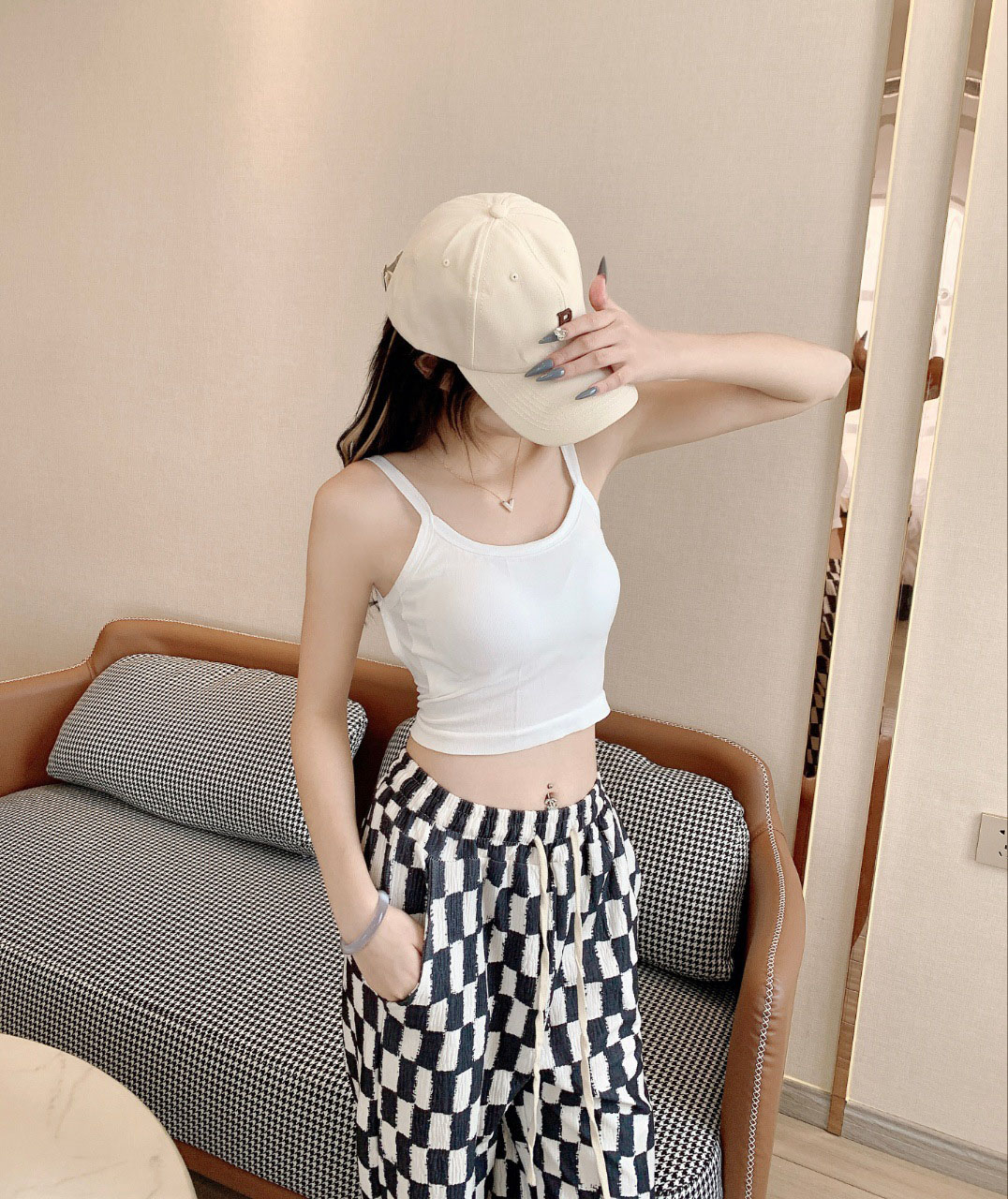 https://fulmo-img-server.com/bratoppi/66e7c5e7-f956-431b-a6f4-a993509140c6.jpg