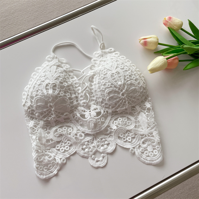 華やか花柄刺繍レースブラトップ