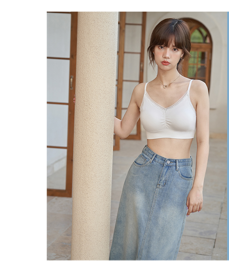 ブラトップ 優美レース飾りチューブトップ