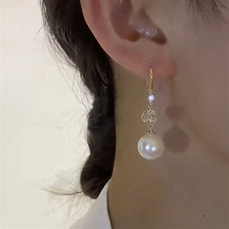 結婚式 アクセサリー きらめき真珠のドロップピアス