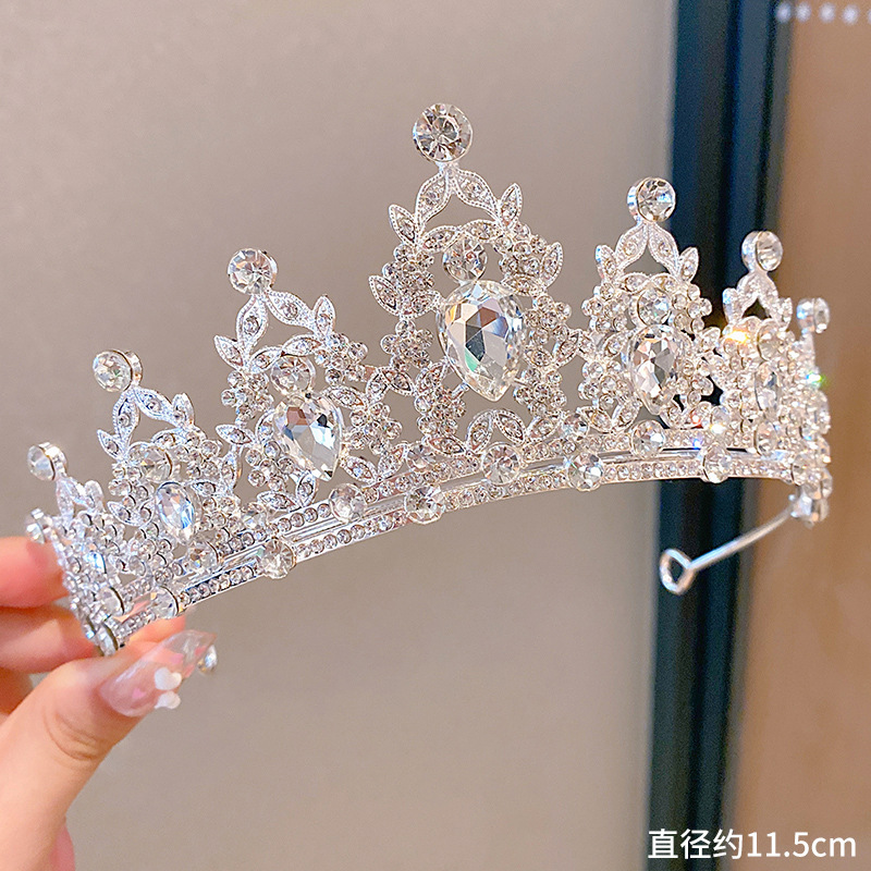 https://fulmo-img-server.com/bridalgleam/0efce3de-2dde-440f-890d-e42f363d3bf4.jpg