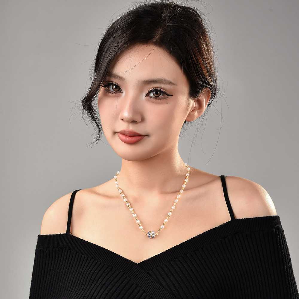 結婚式 アクセサリー 優美な真珠飾り ブライダルネックレス