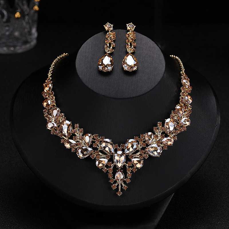 https://fulmo-img-server.com/bridalgleam/1756440046928_13pyxv6p_0tjjq6nu.jpeg