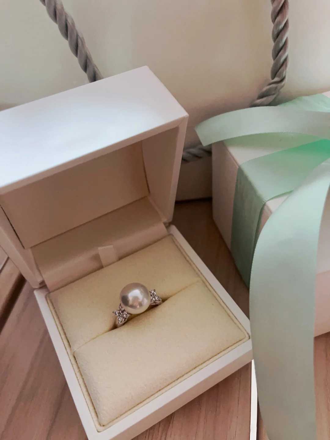 https://fulmo-img-server.com/bridalgleam/1756440048884_vy9wiw2a_oee8fa1j.jpeg