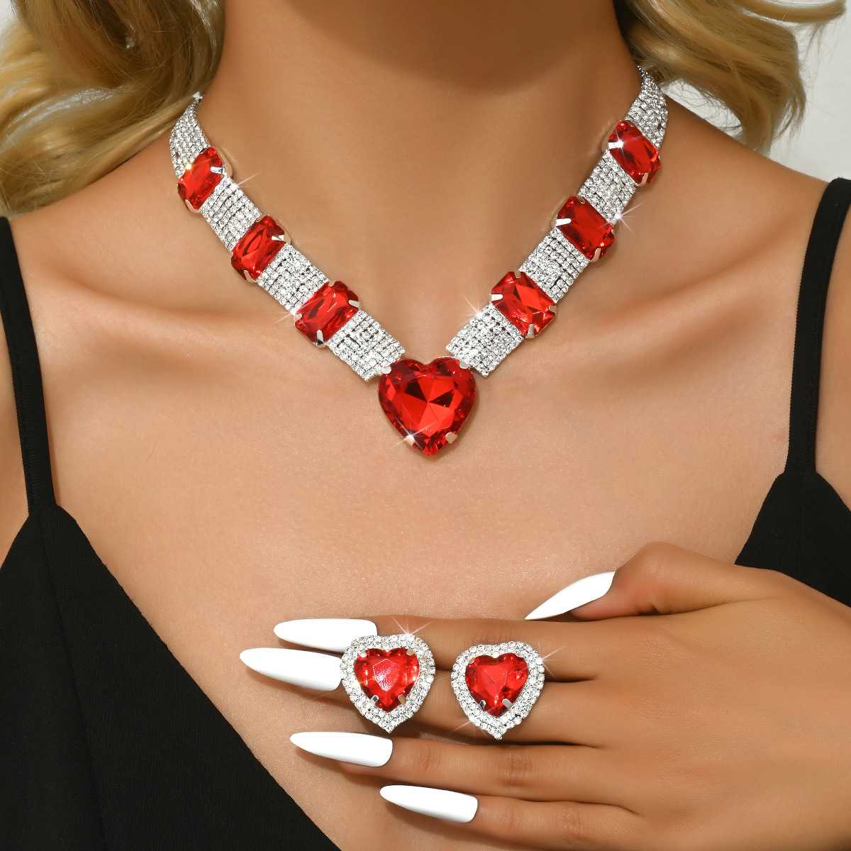 https://fulmo-img-server.com/bridalgleam/1756440086709_ljwrzvmj_ieojfank.jpeg