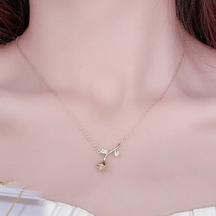 結婚式 アクセサリー 薔薇モチーフ ネックレス 華奢チェーン 上品