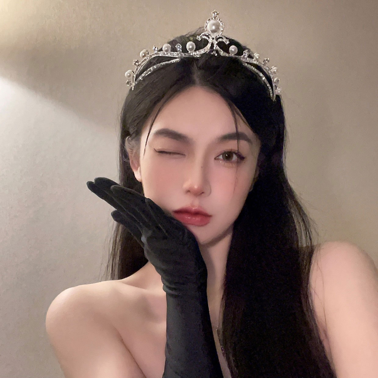https://fulmo-img-server.com/bridalgleam/1fe95589-0824-498c-908d-da770321200d.jpg