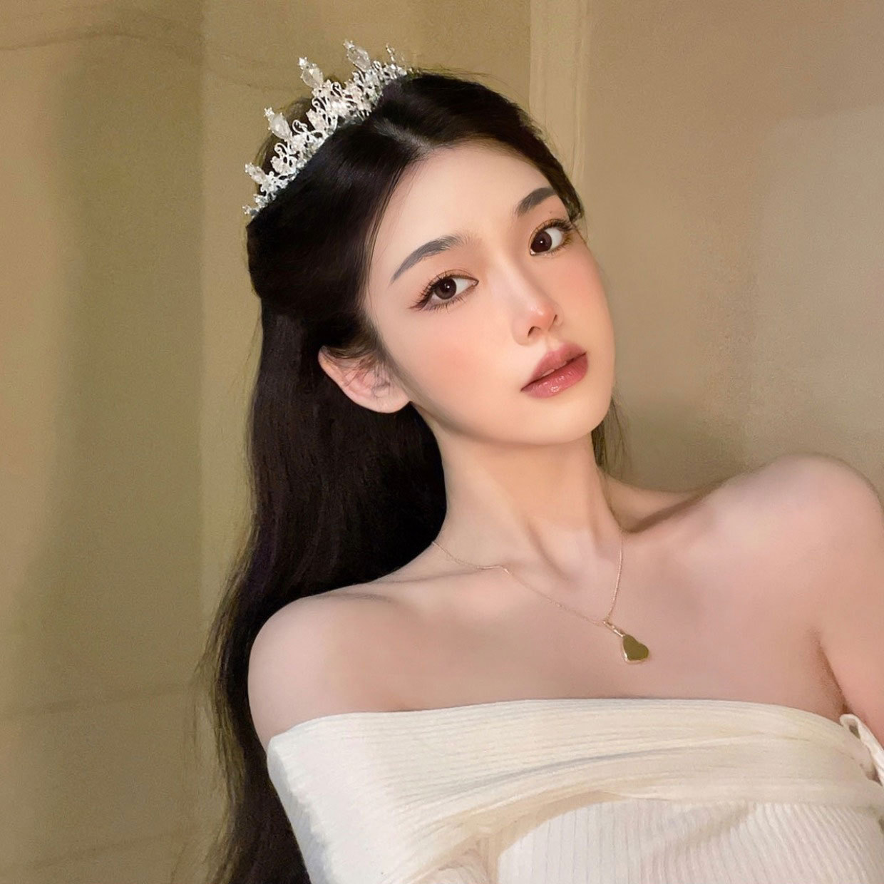 https://fulmo-img-server.com/bridalgleam/2e28ffac-5096-474e-8c1d-29b42251bc3c.jpg