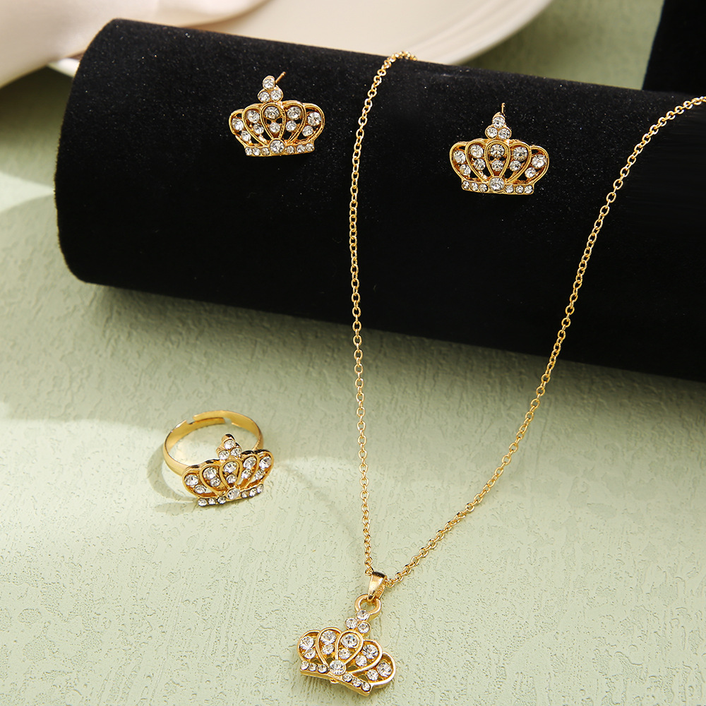 https://fulmo-img-server.com/bridalgleam/42be9eb1-5de9-4952-900c-d65c568d3209.jpg