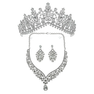 https://fulmo-img-server.com/bridalgleam/459739b3-c89e-4f8b-8105-c5fa0cdfd495.jpg