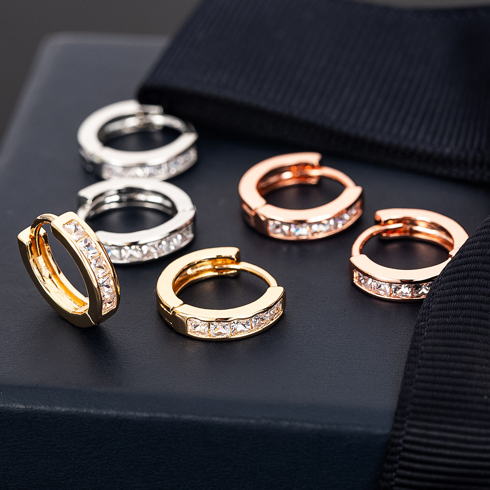 結婚式 アクセサリー 上品な輝きフープクリスタルピアス