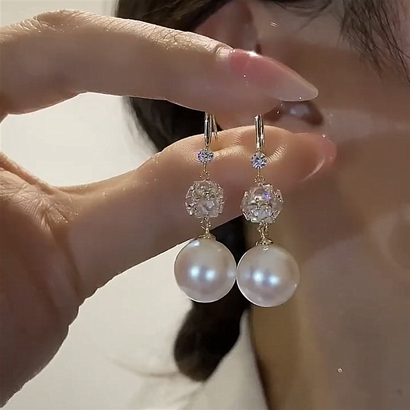 結婚式 アクセサリー きらめき真珠のドロップピアス