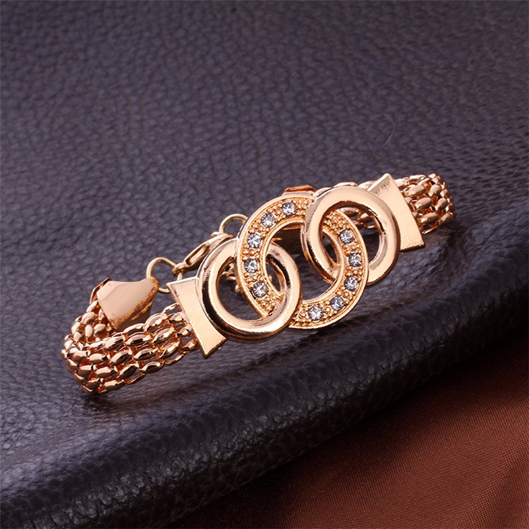 https://fulmo-img-server.com/bridalgleam/537cd42b-845f-4beb-b55e-b8fb77bb21c2.jpg