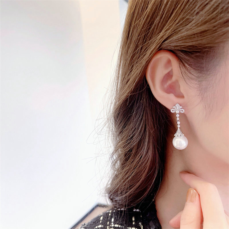 結婚式 アクセサリー 優美な花冠パール ドロップピアス