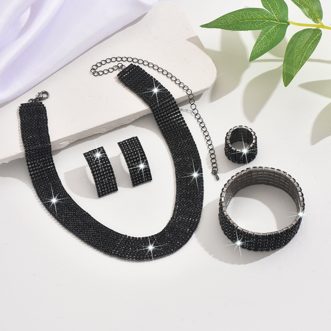 https://fulmo-img-server.com/bridalgleam/6f43c00a-8cb8-4bf4-a8b9-5894bc138e9b.jpg