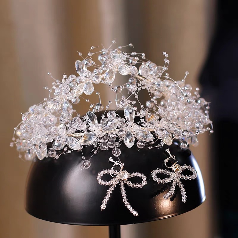 https://fulmo-img-server.com/bridalgleam/6fc65fa2-b244-4052-8b9d-44e7eea5d244.jpg