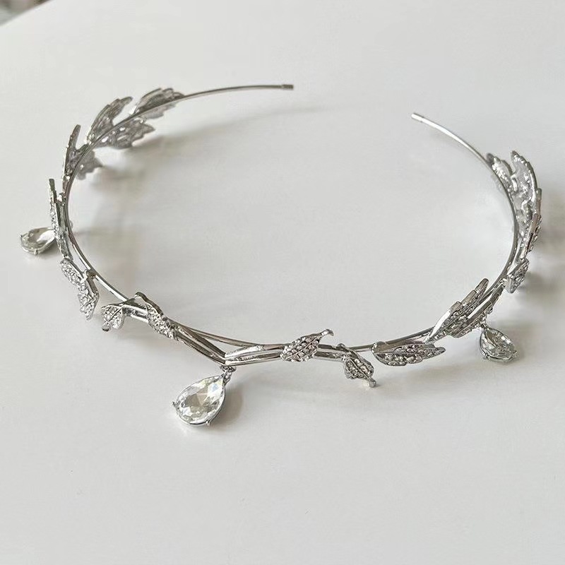 https://fulmo-img-server.com/bridalgleam/8f3497e0-cfa0-4c5b-8e1f-d3125722d0f0.jpg