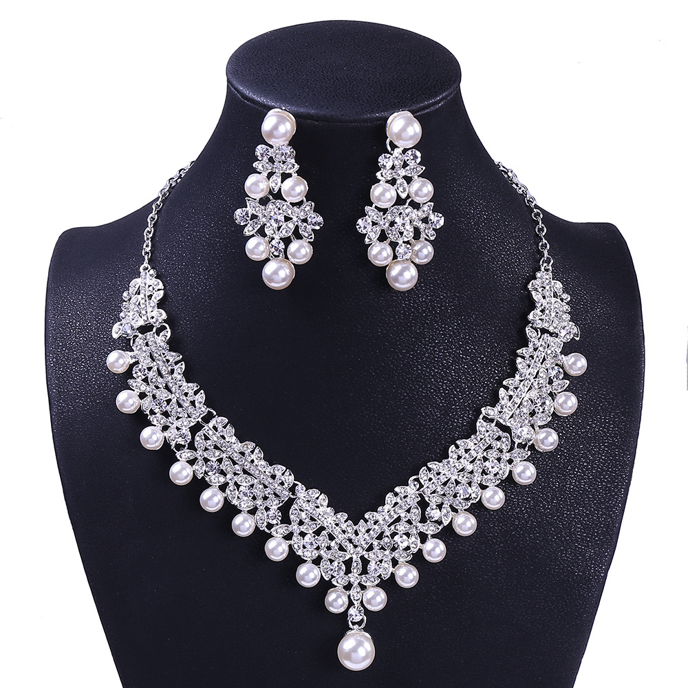 https://fulmo-img-server.com/bridalgleam/982267d4-bef7-49ef-a25f-35e20de26519.jpg