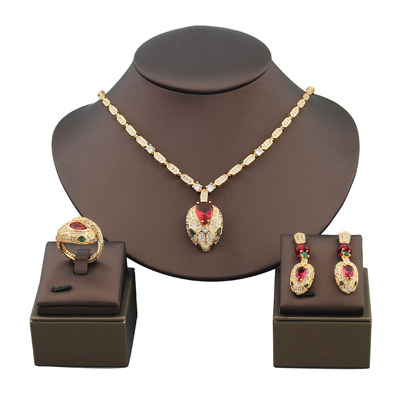 https://fulmo-img-server.com/bridalgleam/adfc681e-fada-4e8a-8b8d-6281034199e0.jpg