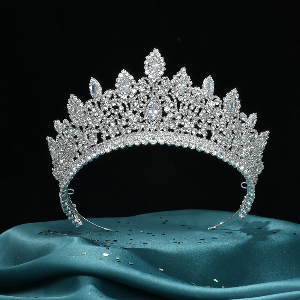 https://fulmo-img-server.com/bridalgleam/ae9b8838-cc33-41d5-b67d-ab78cc9e1cf6.jpg