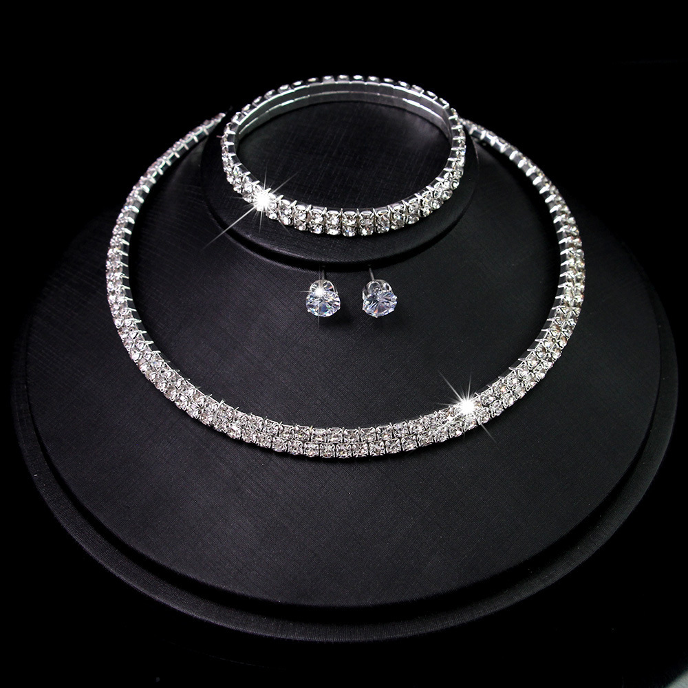 https://fulmo-img-server.com/bridalgleam/c5aaf995-f72a-4080-8406-8de6891be184.jpg