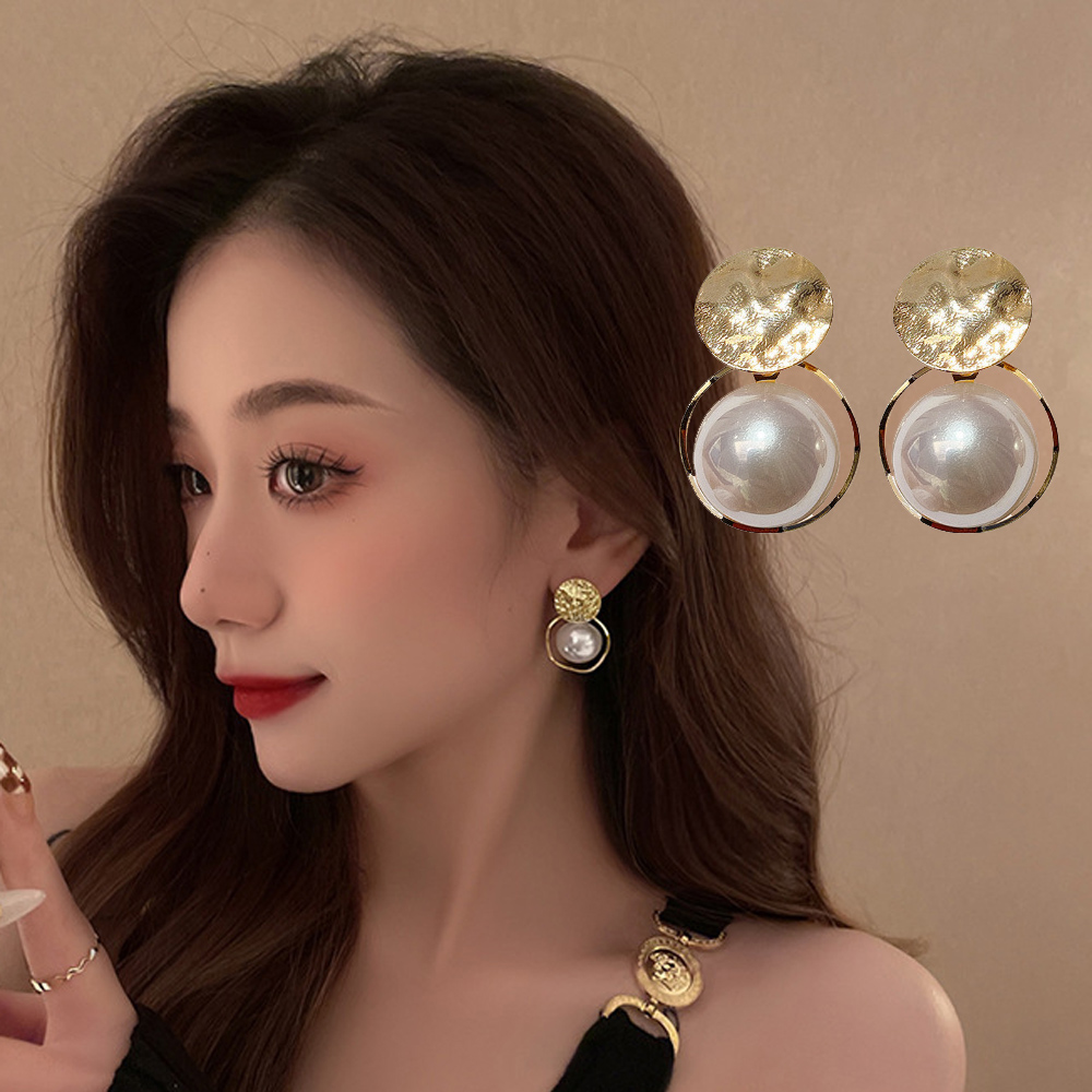 結婚式 アクセサリー 大粒真珠風イヤリング 揺れる上品パール