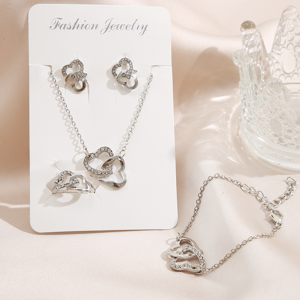 https://fulmo-img-server.com/bridalgleam/cf5501ce-e510-401b-a0a4-1872c09b3a65.jpg