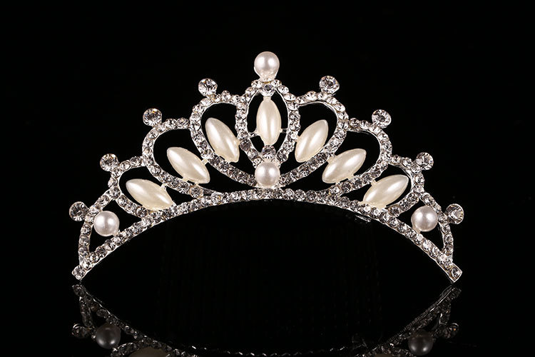 https://fulmo-img-server.com/bridalgleam/d53f373c-2635-4d2c-9aa3-cfcc9bcef5eb.jpg