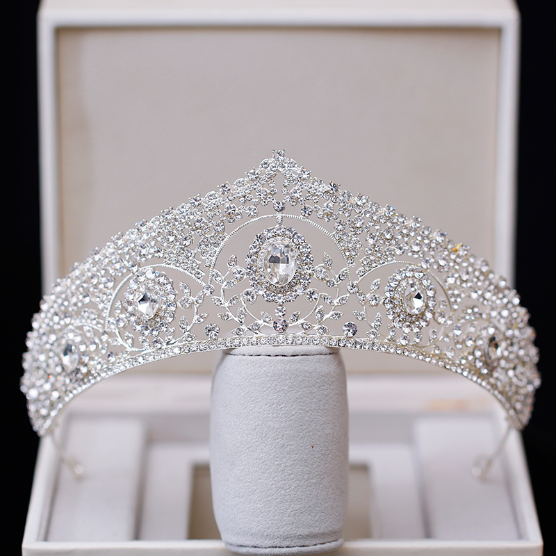 https://fulmo-img-server.com/bridalgleam/da885e11-ea54-402b-977e-559c0c96d034.jpg