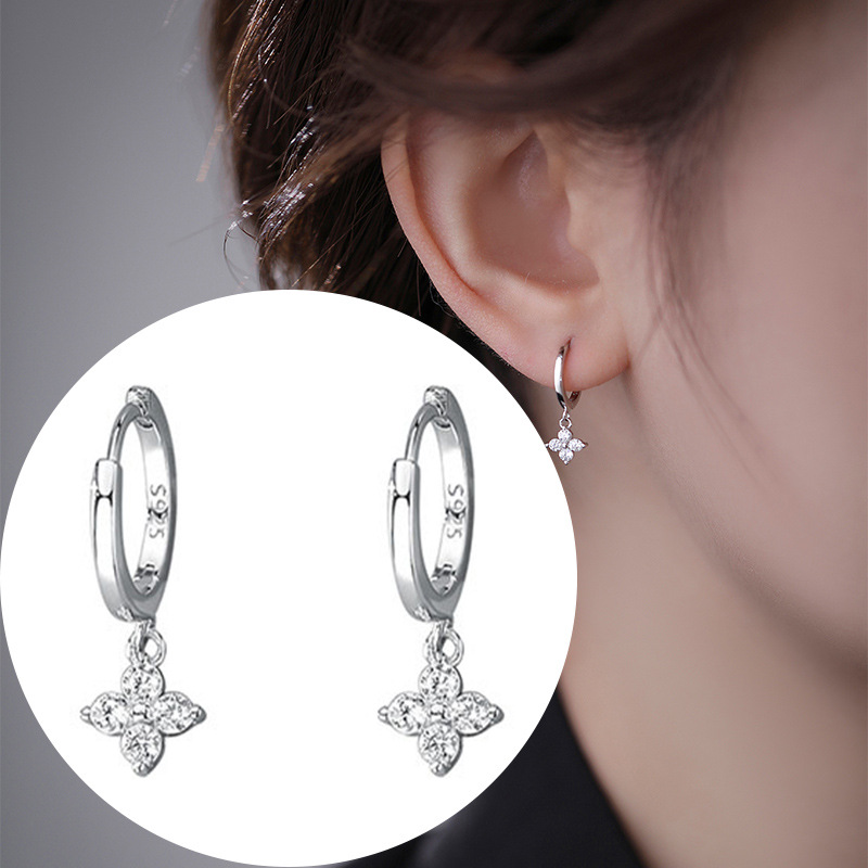 結婚式 アクセサリー 小花モチーフ フープピアス