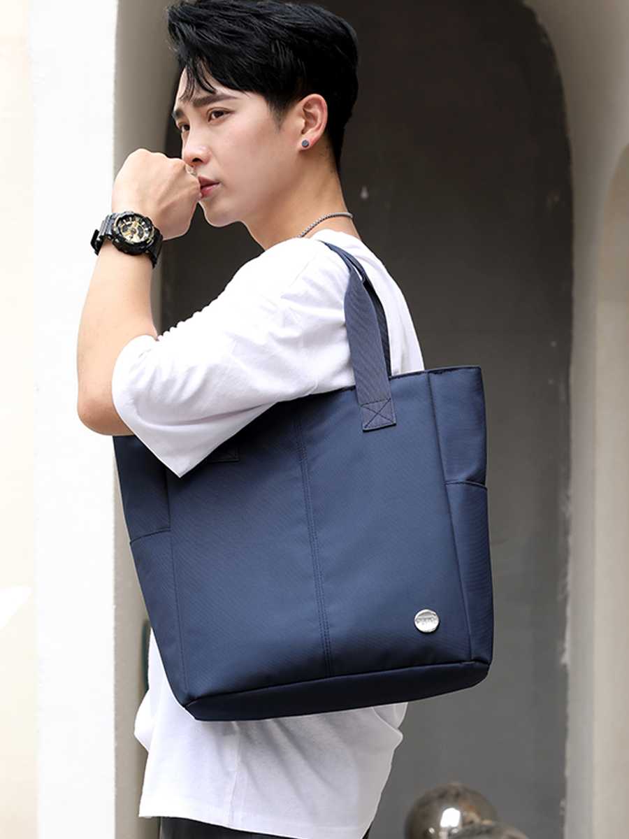 https://fulmo-img-server.com/camera-tote/1756441166467_qtez5mza_5lmj8nnb.jpeg