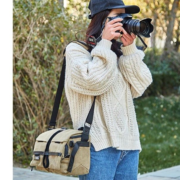 カメラ バッグ プロ仕様多機能カメラ収納ショルダーバッグ