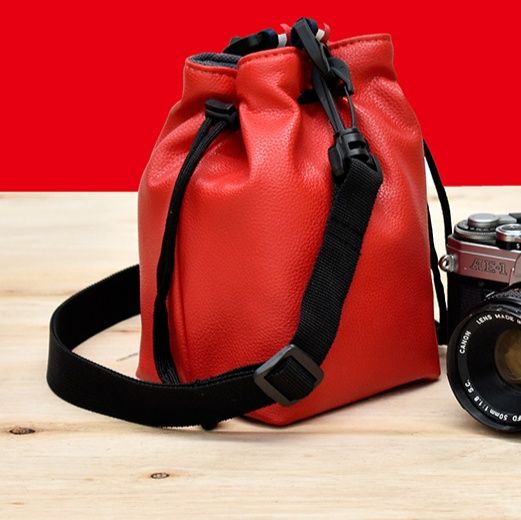 カメラ バッグ 本革巾着型多機能カメラ収納ショルダーバッグ