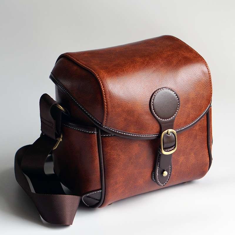 https://fulmo-img-server.com/camera-tote/5e1f28f2733943a6ab8b2eb364bdf1cf.jepg