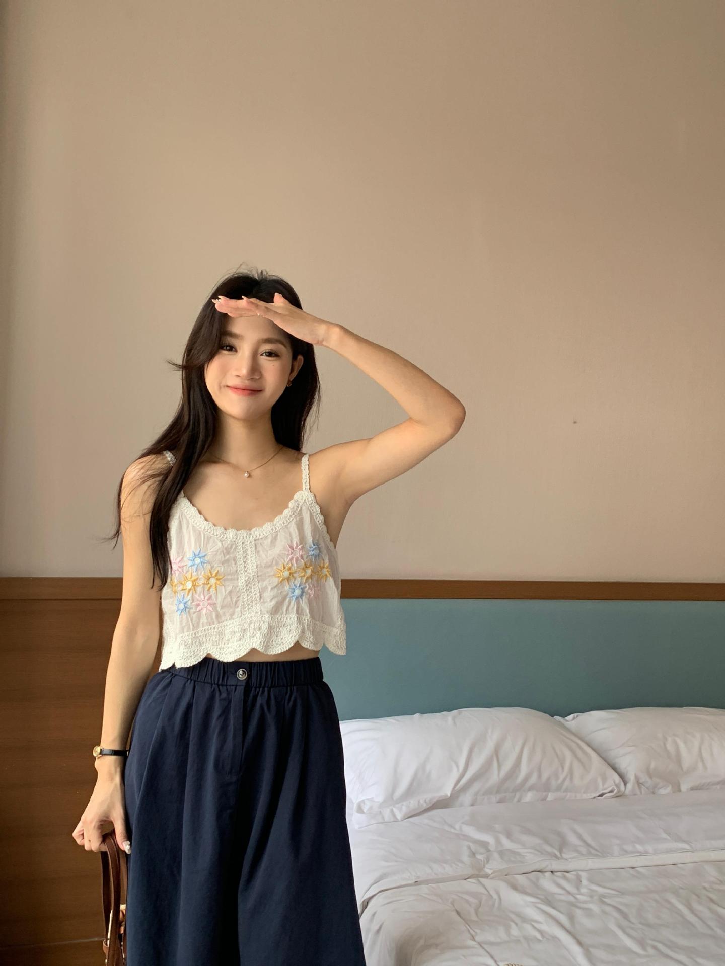 https://fulmo-img-server.com/camirico/2b305e59-b914-4227-9d01-0e38f3a38dbe.jpg