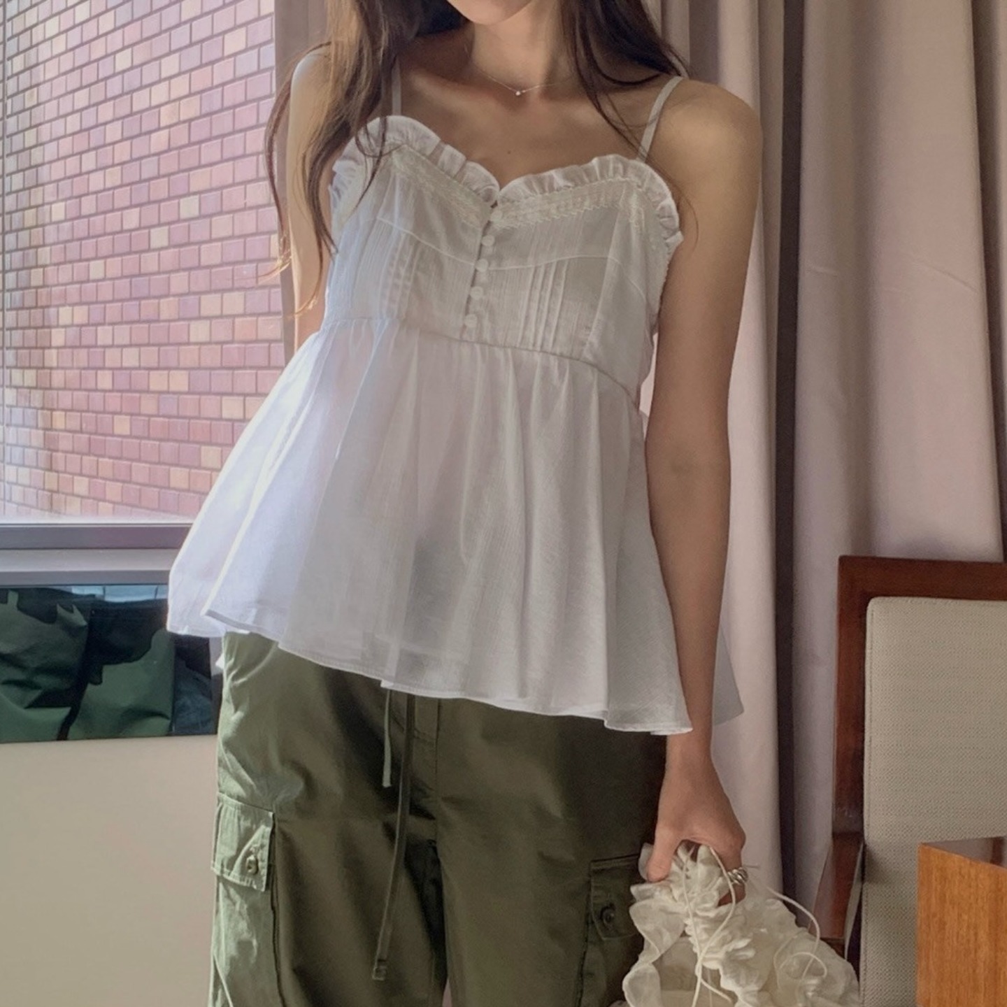 https://fulmo-img-server.com/camirico/e374c646-de84-4dac-a5d4-6aafac09742a.jpg