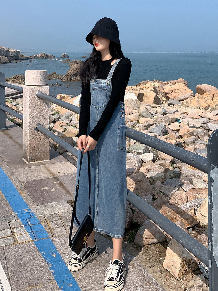 キャミワンピース ゆったりシルエットのデニムサロペット