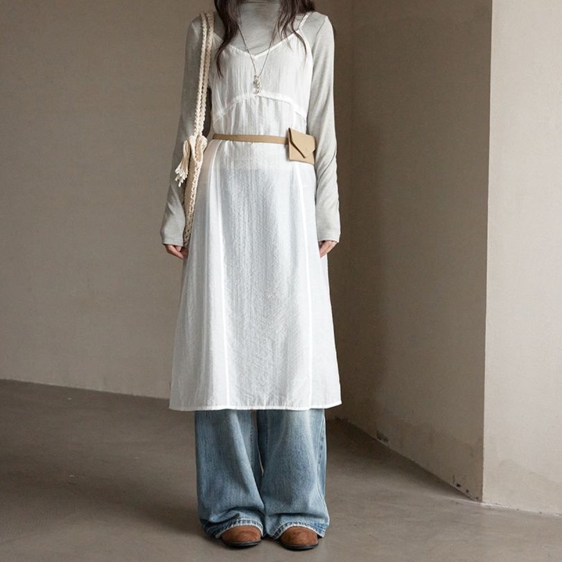 キャミワンピース 重ね着に最適なシンプル編紐肩紐付きキャミワンピース