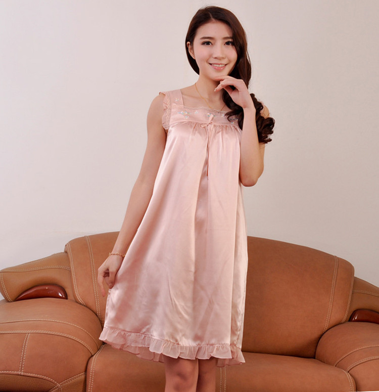 キャミワンピース フリルデザイン袖なしサテンナイトドレス