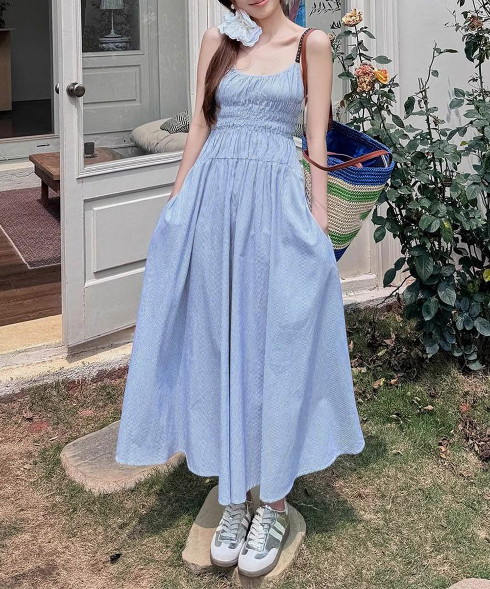 フリル付きストライプ柄キャミワンピース 大人可愛い