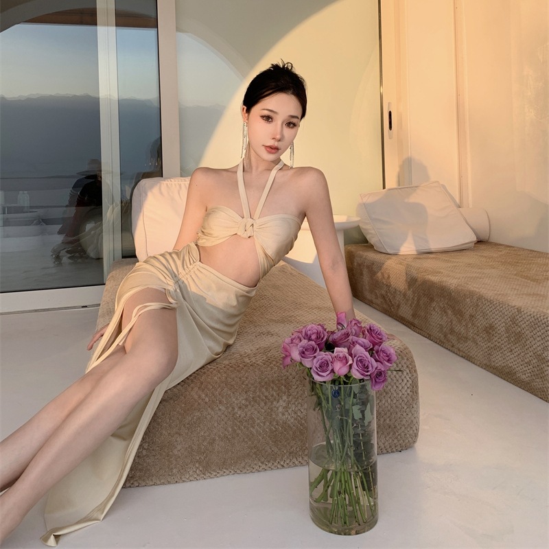 キャミワンピース 胸元結びデザインホルターネックロングキャミワンピース