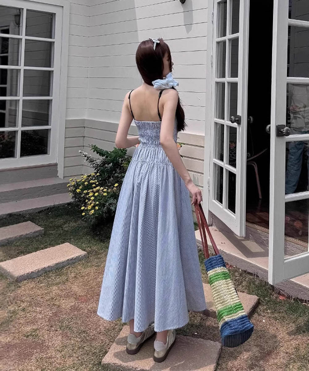 フリル付きストライプ柄キャミワンピース 大人可愛い