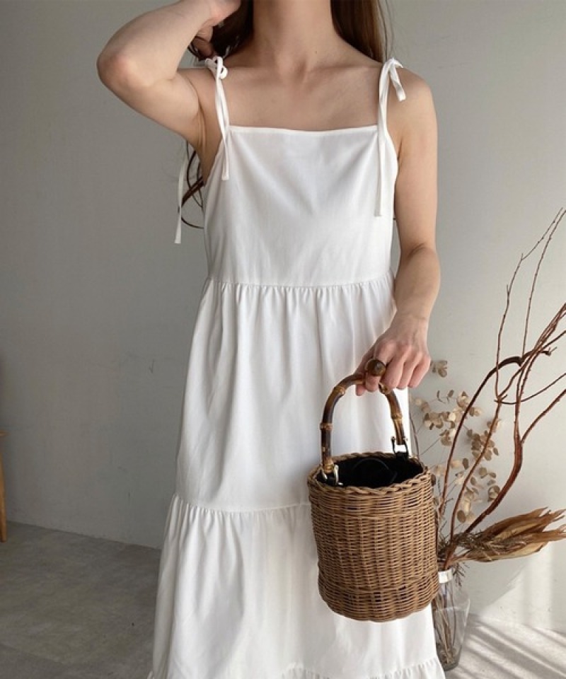 フリルロング丈キャミワンピース体型カバー上品