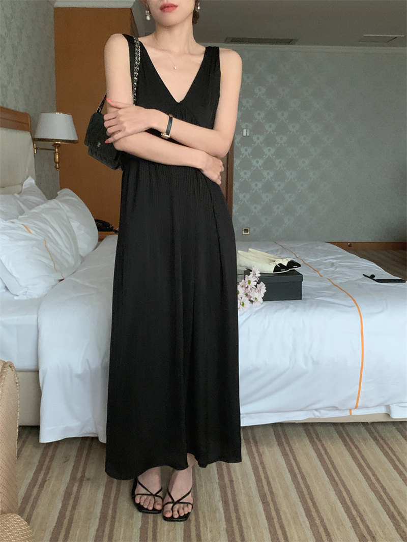 韓国風プリーツニットキャミワンピース ブイネック夏ワンピース