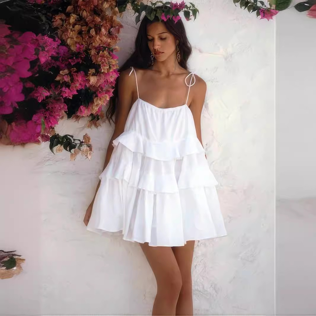 キャミワンピース 肩紐リボン付き三段ティアードフリルキャミワンピース